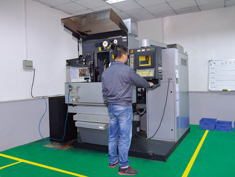 Precision molds-9
